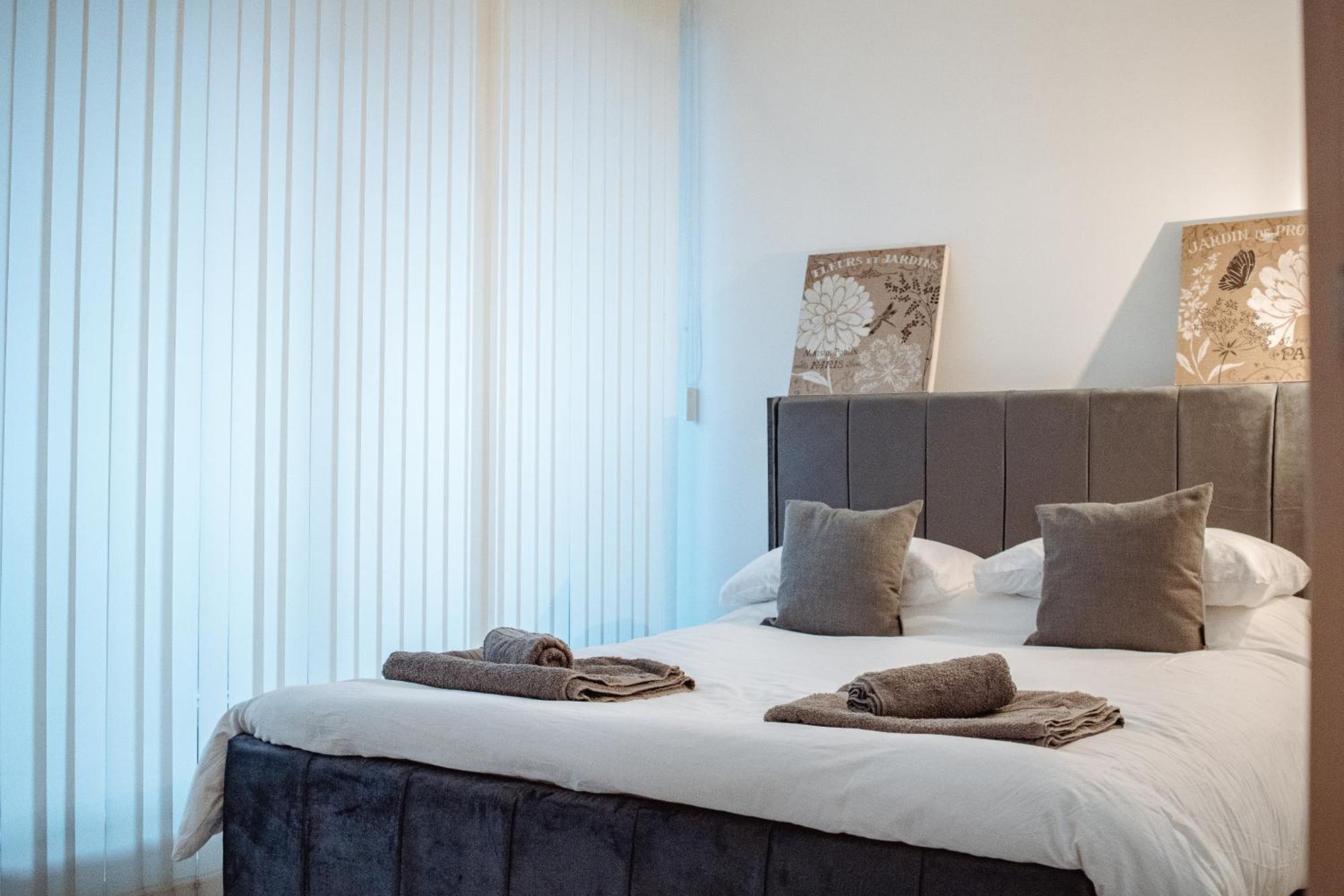 Central & Spacious, Sleeps 8, Perfect For Groups Leeds (West Yorkshire) Exterior foto